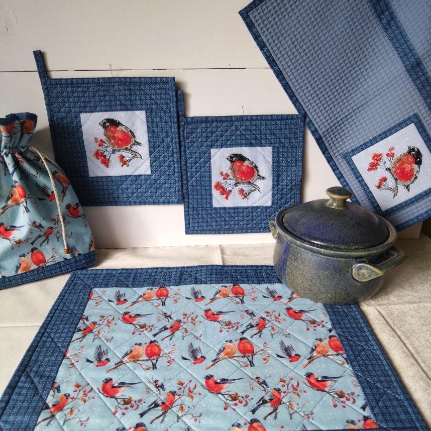 Текстильный комплект для кухни «Снегири»