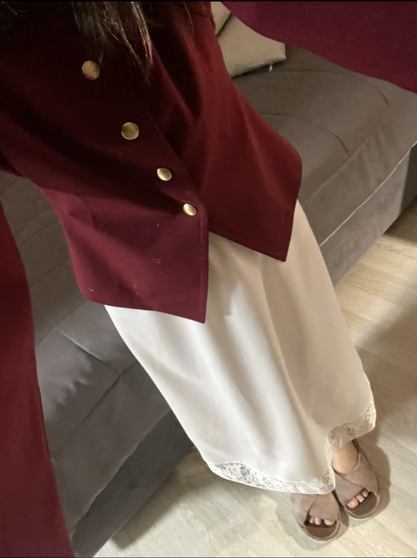 Бордовый вальс снежной искры