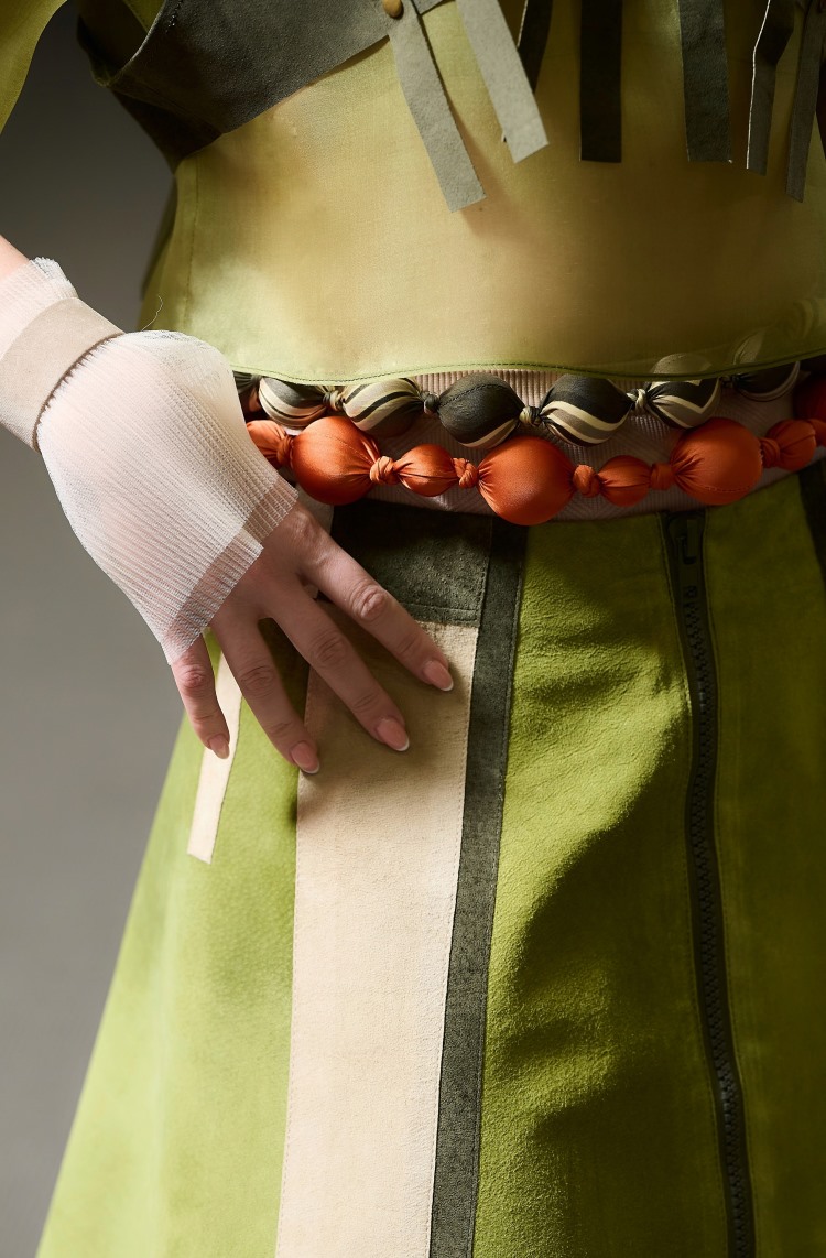 Костюм в авангардном стиле