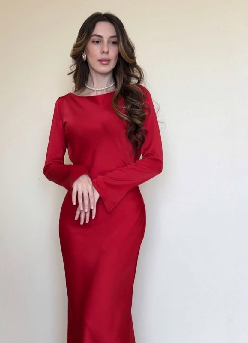 Платье «Пламя Шелка»