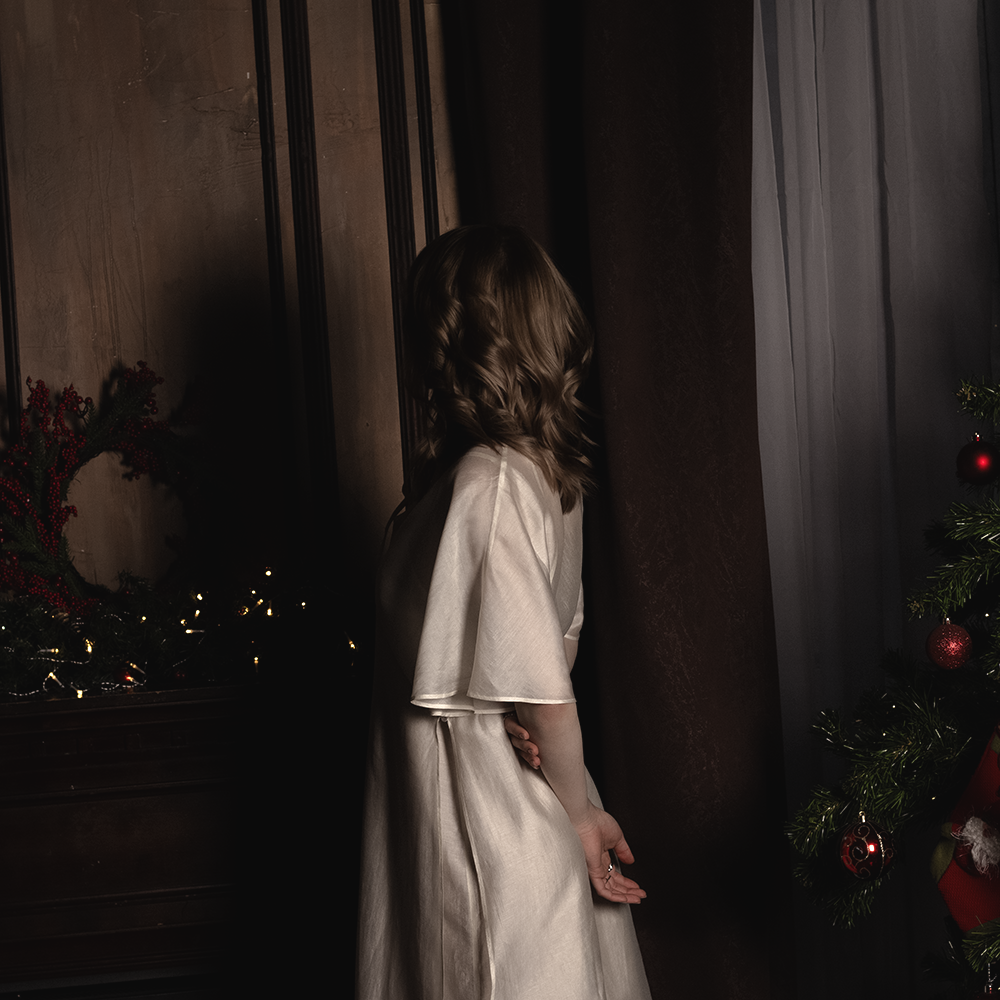 Комплект из сарафана и накидки