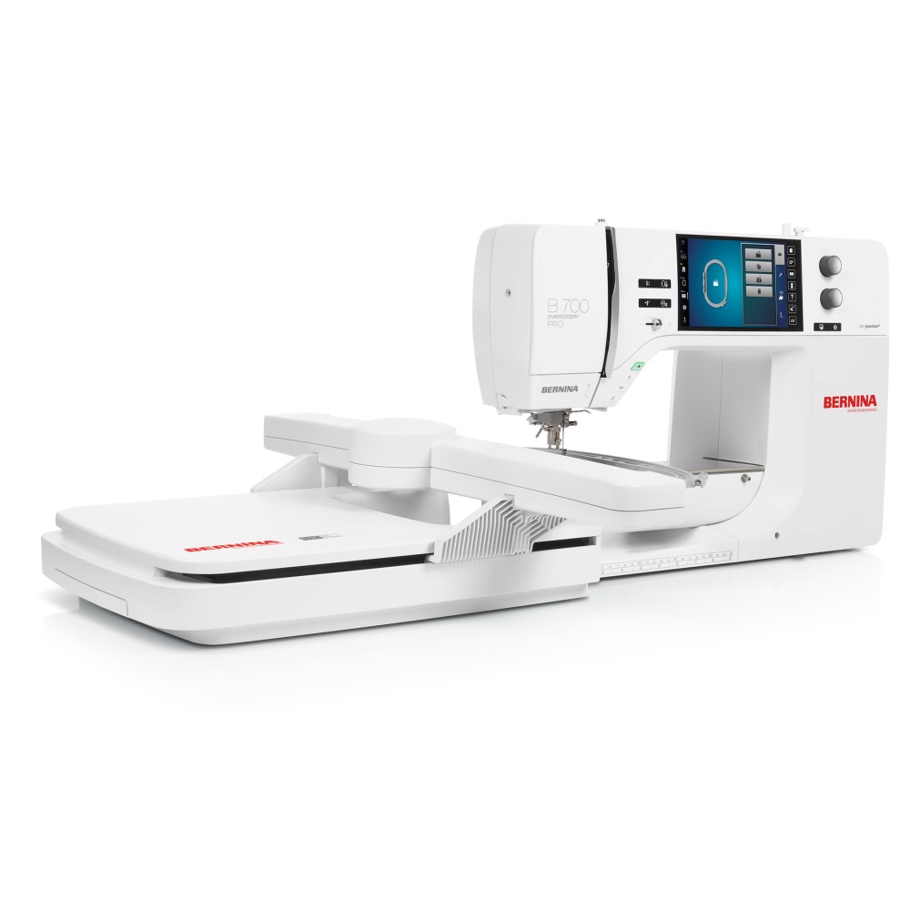 Вышивальная машина Bernina B700 PRO