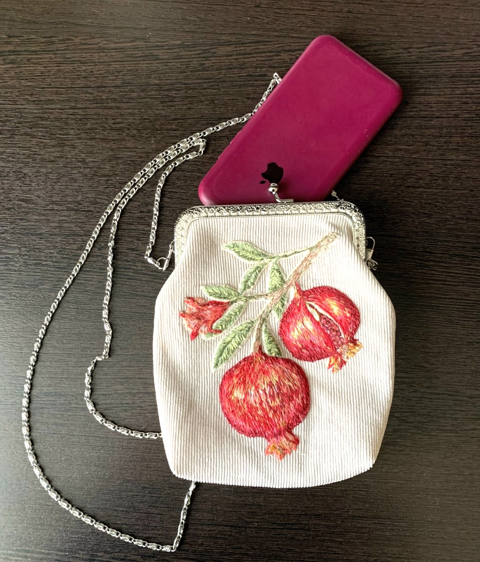 Сумочка с гранатом