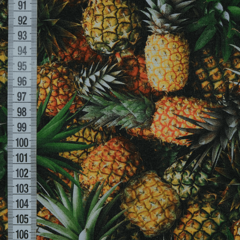 Ткань хлопок для пэчворка зеленый, ягоды и фрукты, Windham Fabrics (арт. 51895D-X)