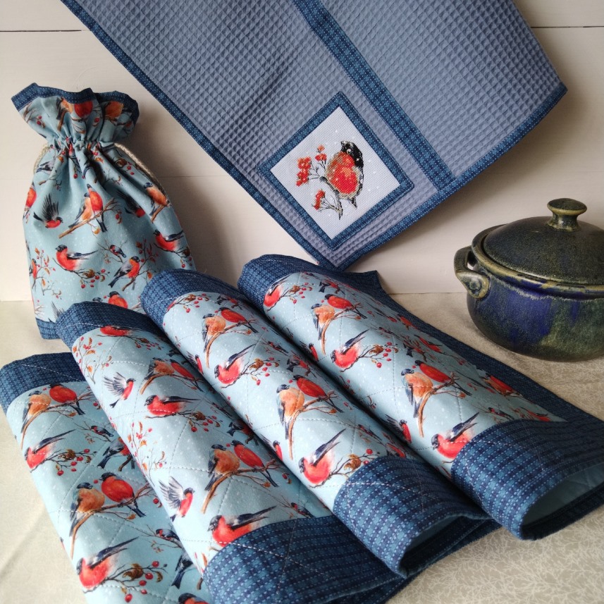 Текстильный комплект для кухни «Снегири»