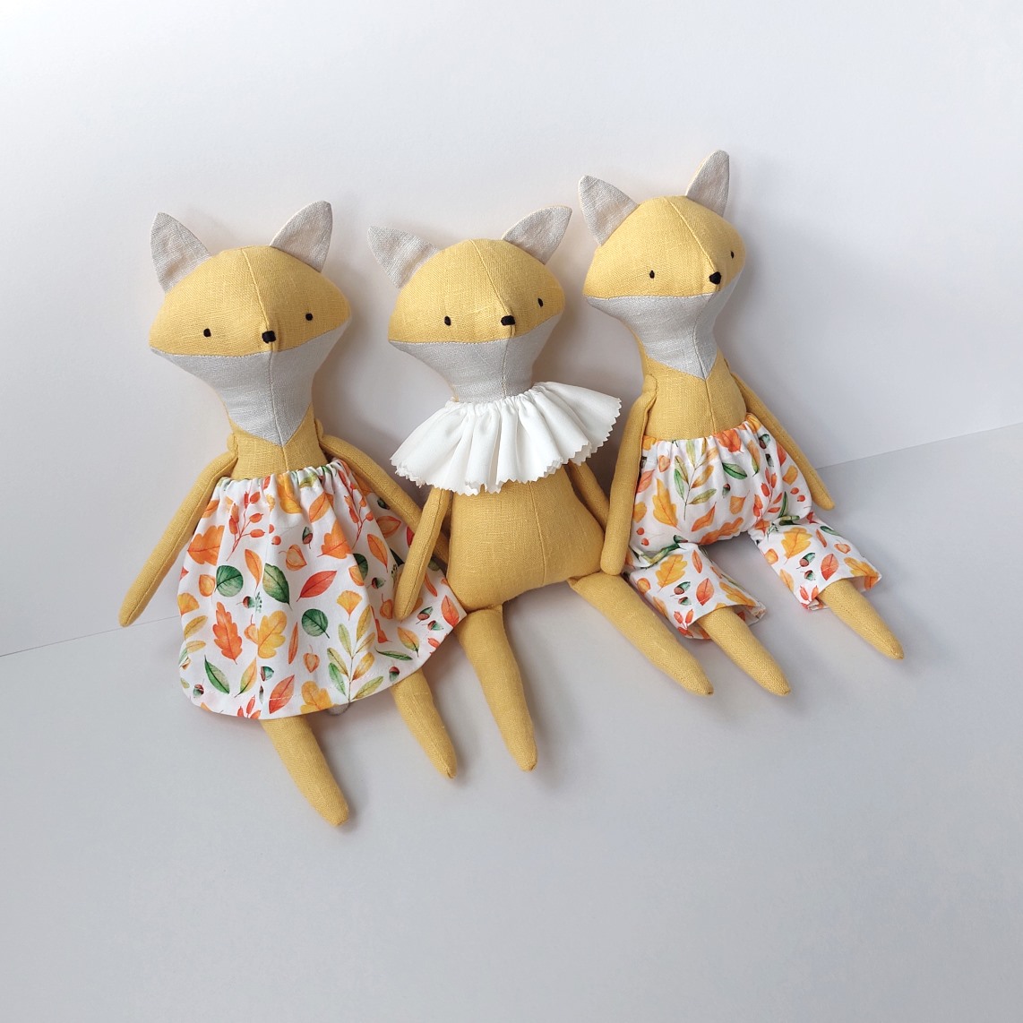 Игрушка «Лисичка из льна»