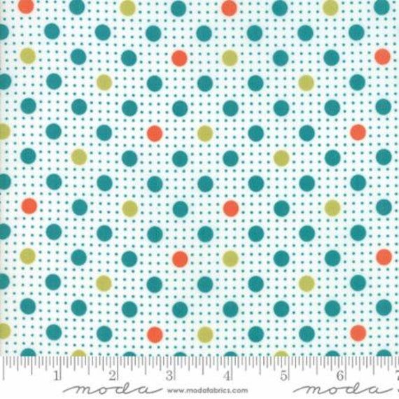Ткань хлопок для пэчворка для одежды голубой, геометрия, Moda (арт. 33341 17)