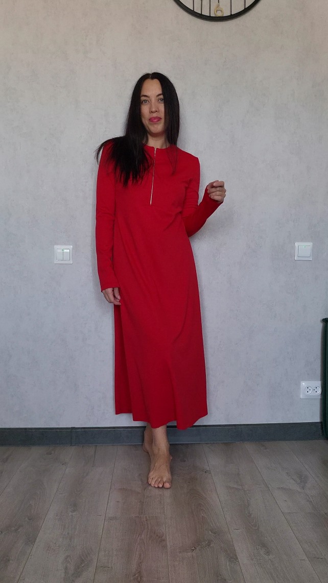 Платье в символичном цвете нового года