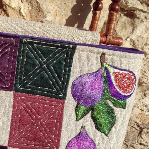 Жакет с вышивкой «Сладкий инжир»