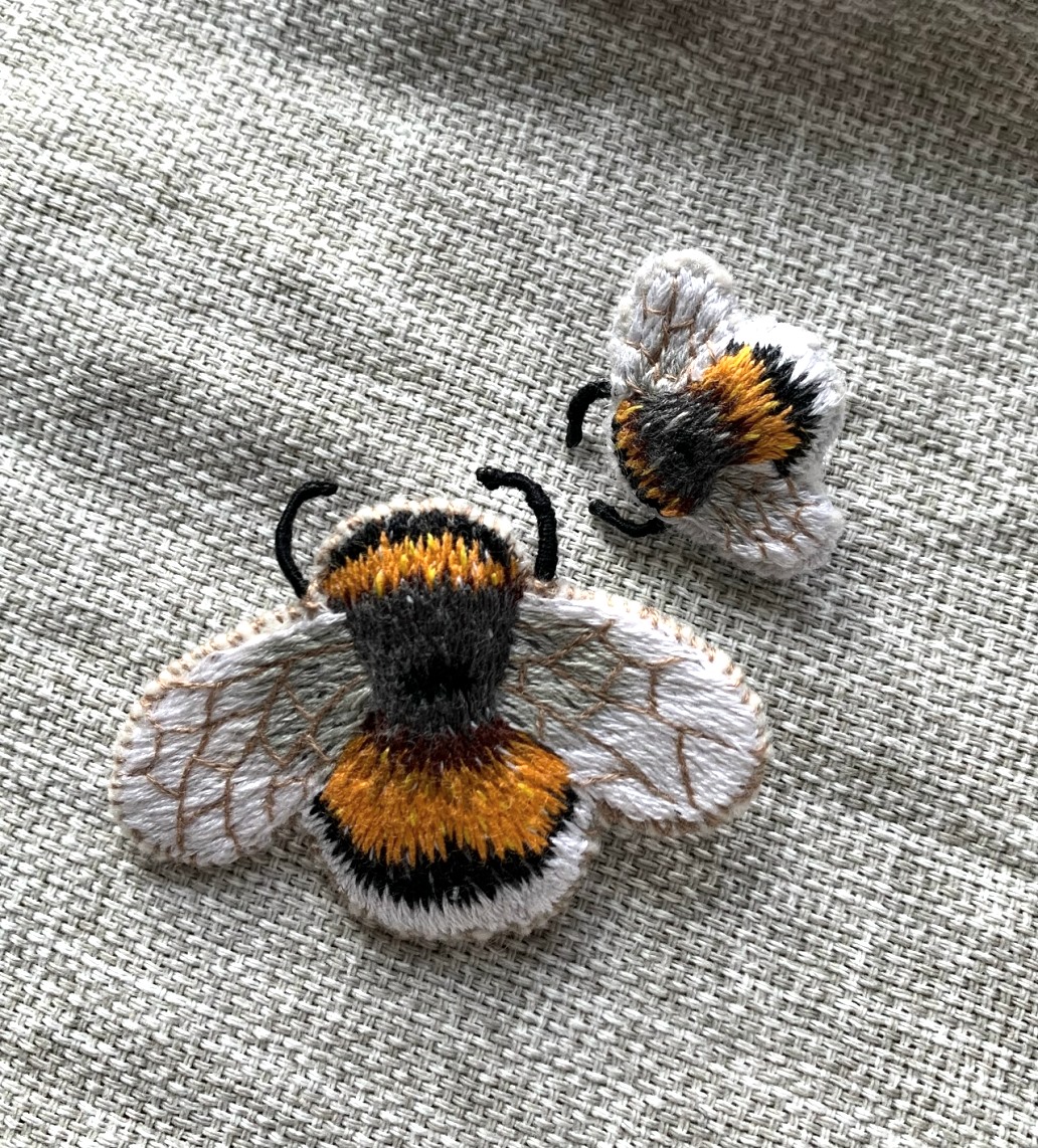 Брошь «Шмель»