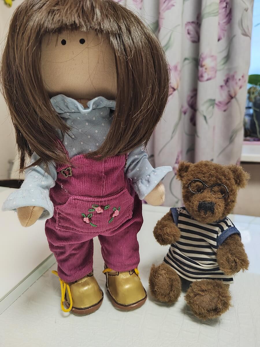 Кукла интерьерная