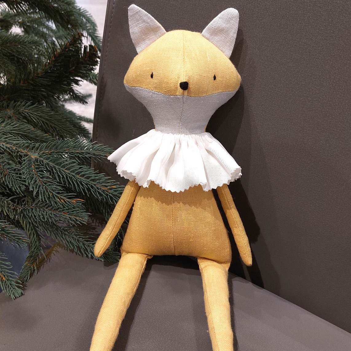 Игрушка «Лисичка из льна»