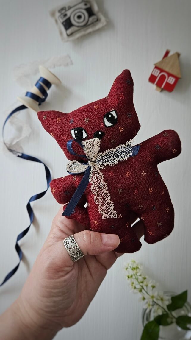 Игрушка «Котик»