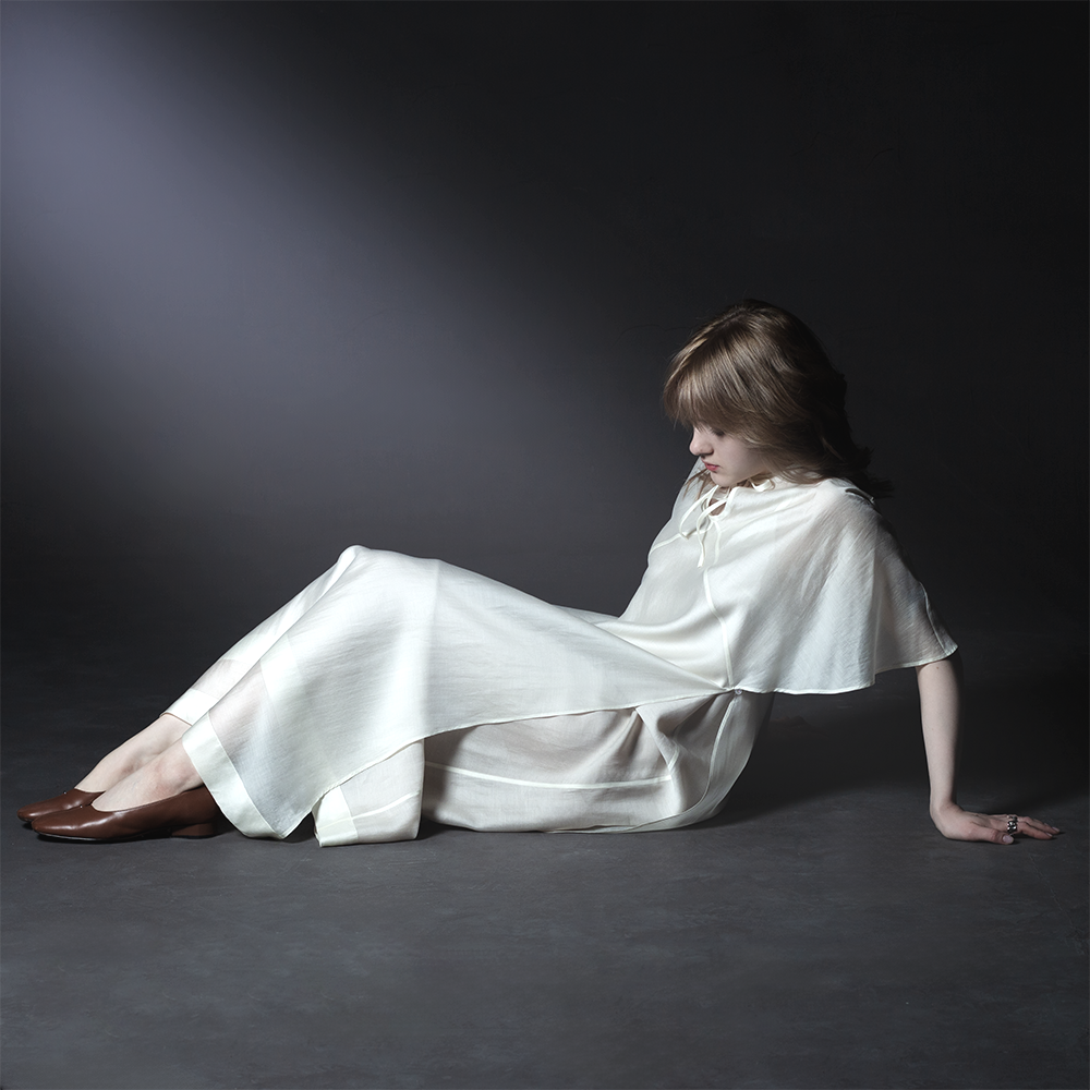 Комплект из сарафана и накидки