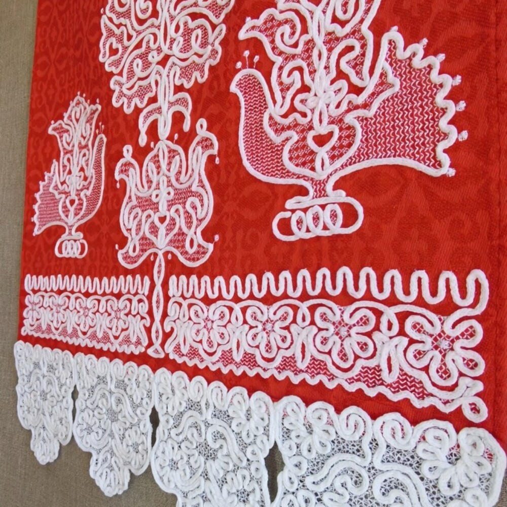 Вышивка «Древо изобилия»