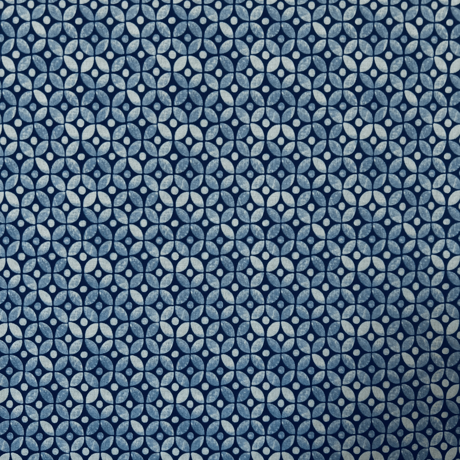 Ткань хлопок для пэчворка для одежды синий, геометрия, Blank Quilting (арт. 1721-75)