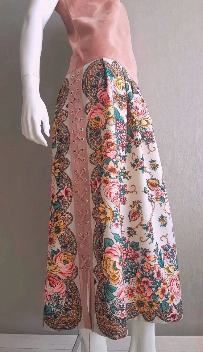 Платья из натуральной замши