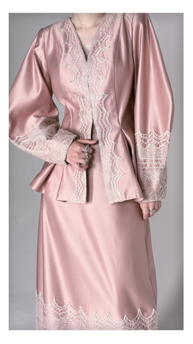 Костюм «Наследие и Праздник»