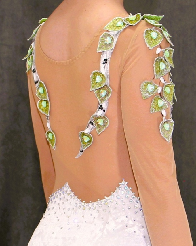 Костюм гимнастический «Белая краса»