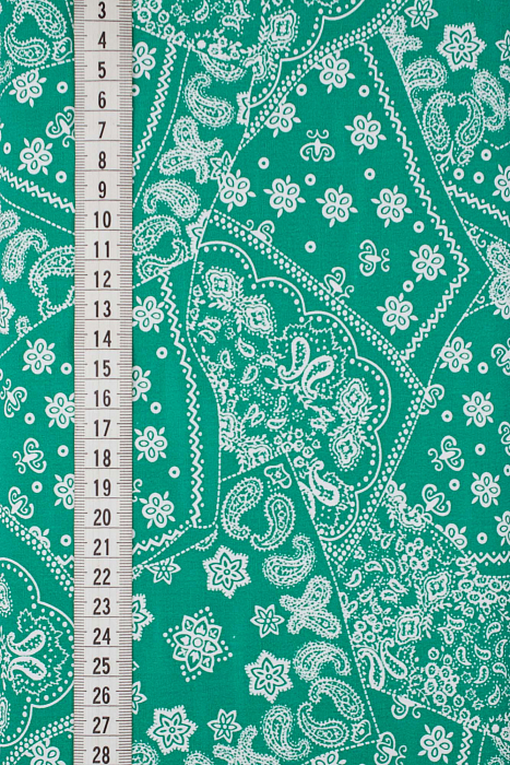 Ткань хлопок пэчворк зеленый, пейсли, ALFA (арт. AL-6104)