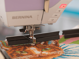 Швейно-вышивальная машина Bernina 770 QE PLUS Kaffe Edition