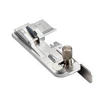 Лапка для оверлока Bernina L 890 № С19 для потайного стежка