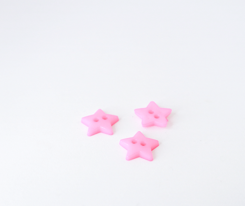 Пуговица детская Звезда пластиковая на прокол розовый 11 мм