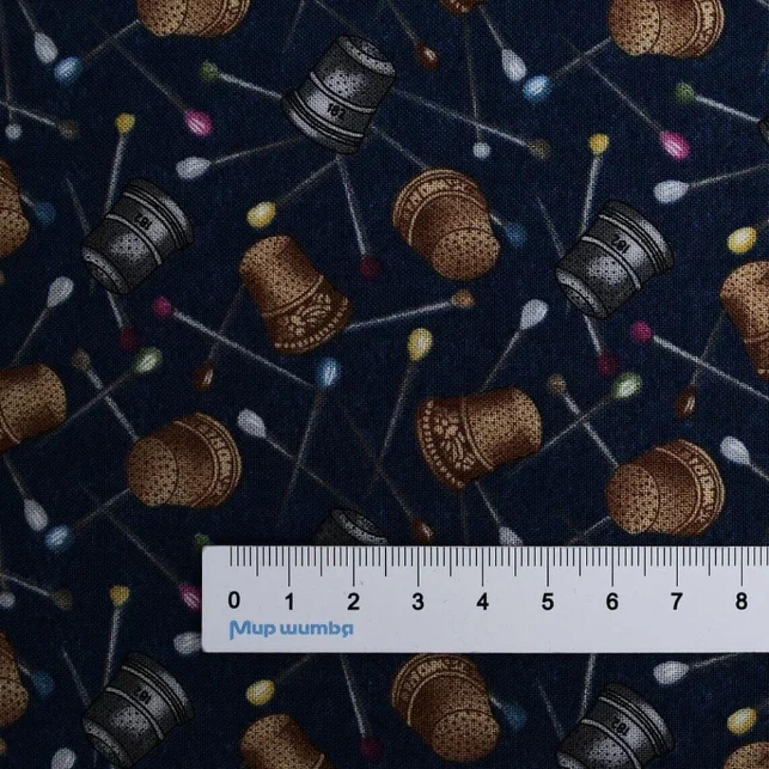 Ткань хлопок для пэчворка для одежды синий, рукоделие, Blank Quilting (арт. 2592-77)