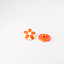 Пуговица детская Цветок пластиковая на ножке оранжевый 15 мм