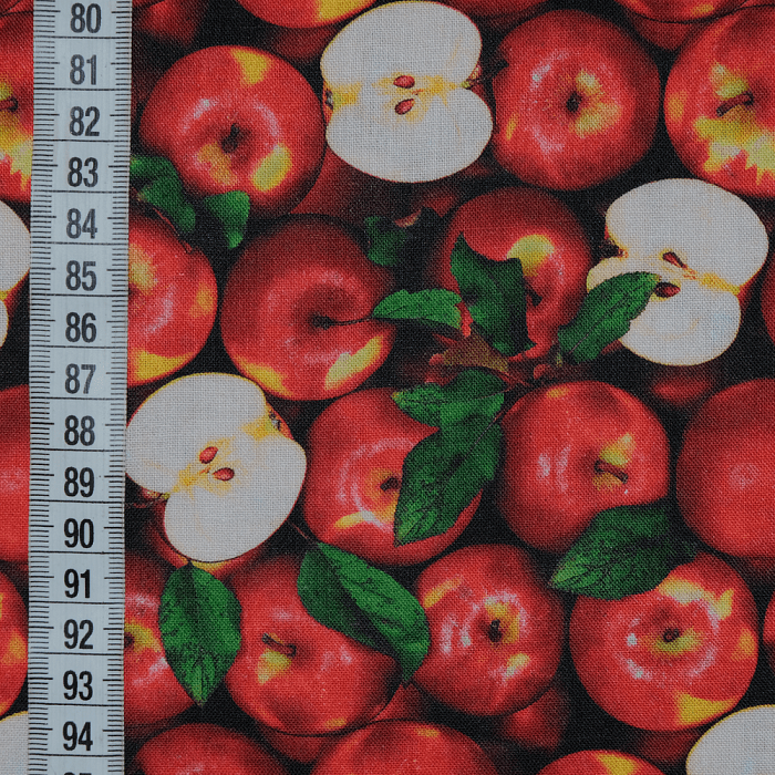 Ткань хлопок пэчворк красный, ягоды и фрукты, Windham Fabrics (арт. 51889D-X)