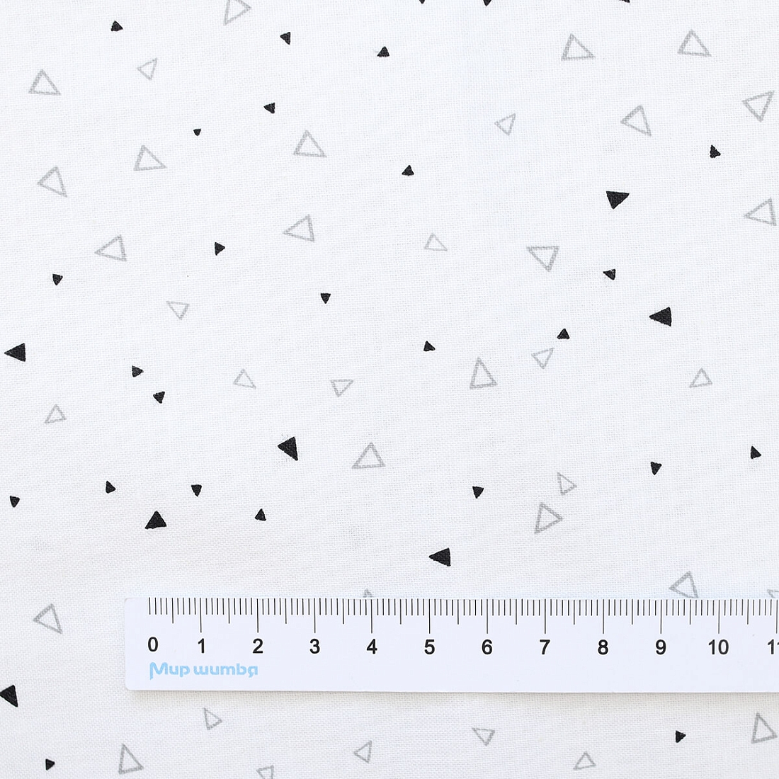 Ткань хлопок для пэчворка для одежды белый, геометрия, Blank Quilting (арт. 1949-01)