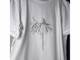 Дизайн для вышивки крестом «Ромашка»