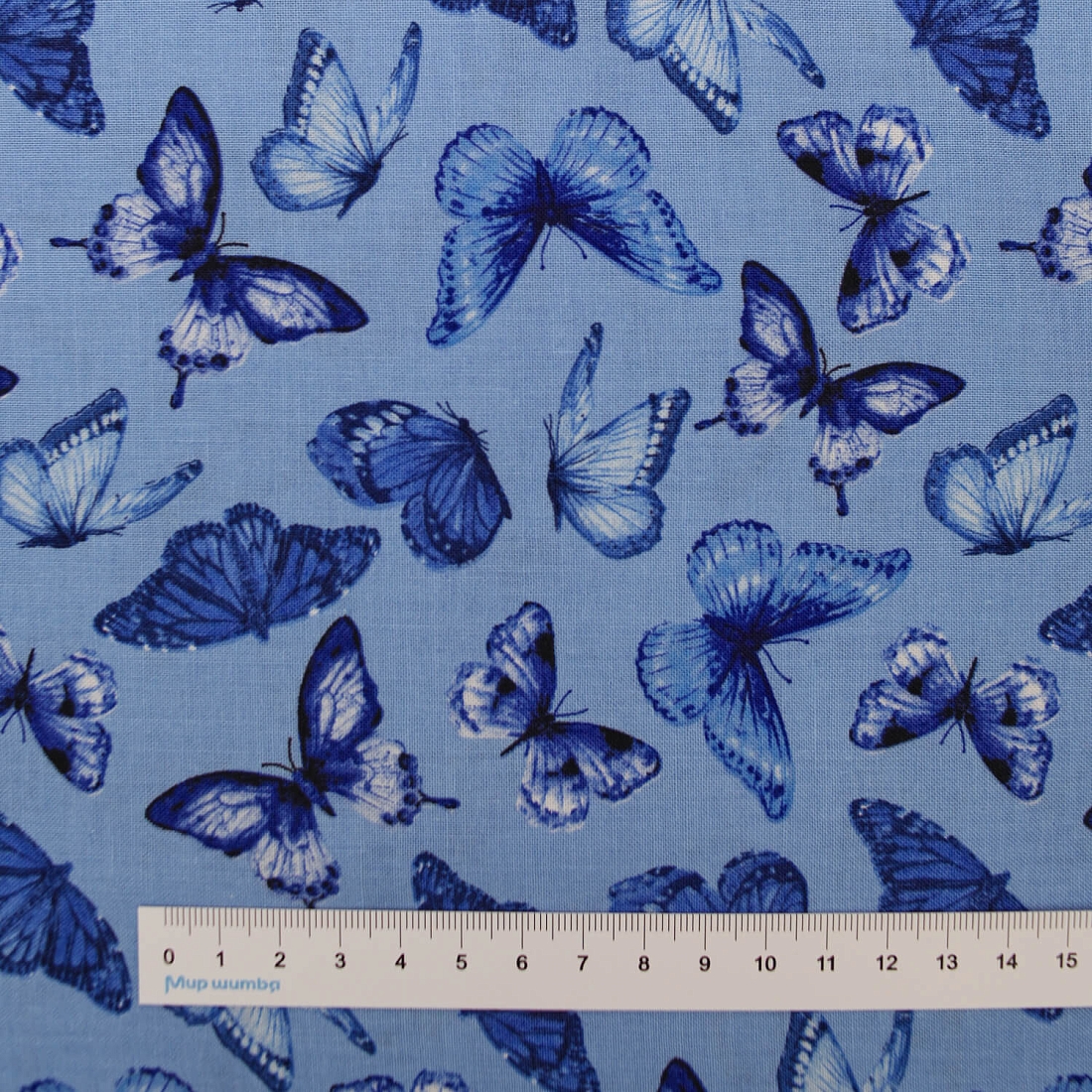 Ткань хлопок для пэчворка для одежды синий, птицы и бабочки, Blank Quilting (арт. 1725-75)