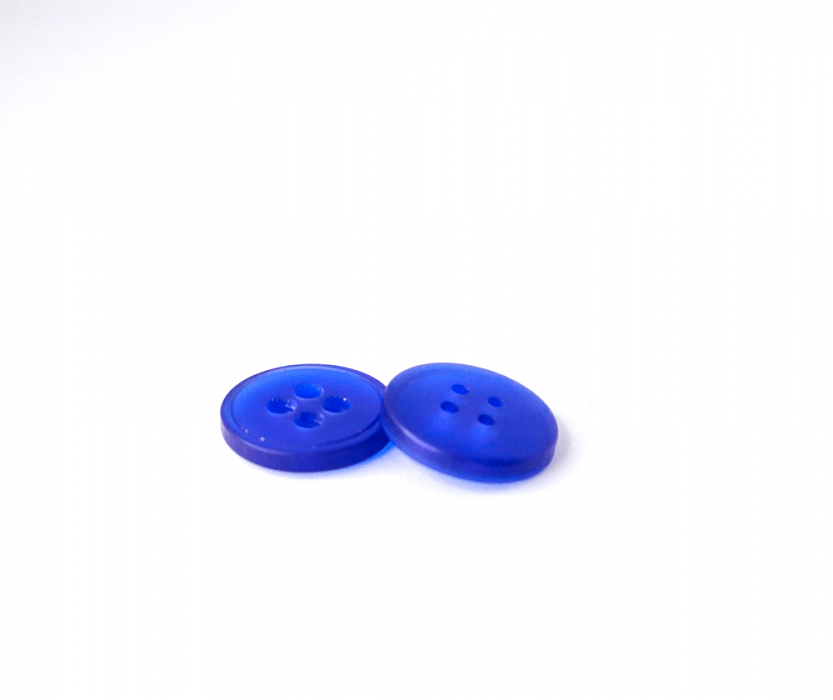 Пуговица рубашечная / блузочная пластик 4 прокола синий 18 мм