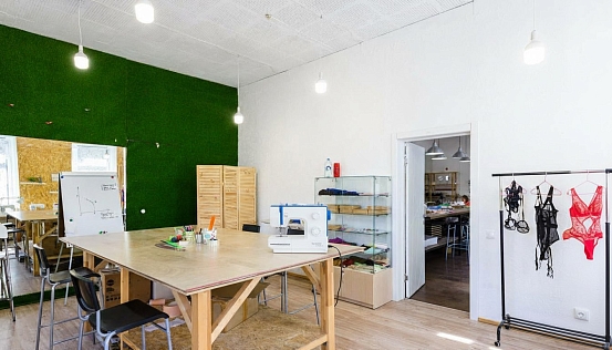 Обновили парк машин для школы шитья Ishi