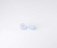 Пуговица рубашечная / блузочная пластик на ножке голубой 10 мм